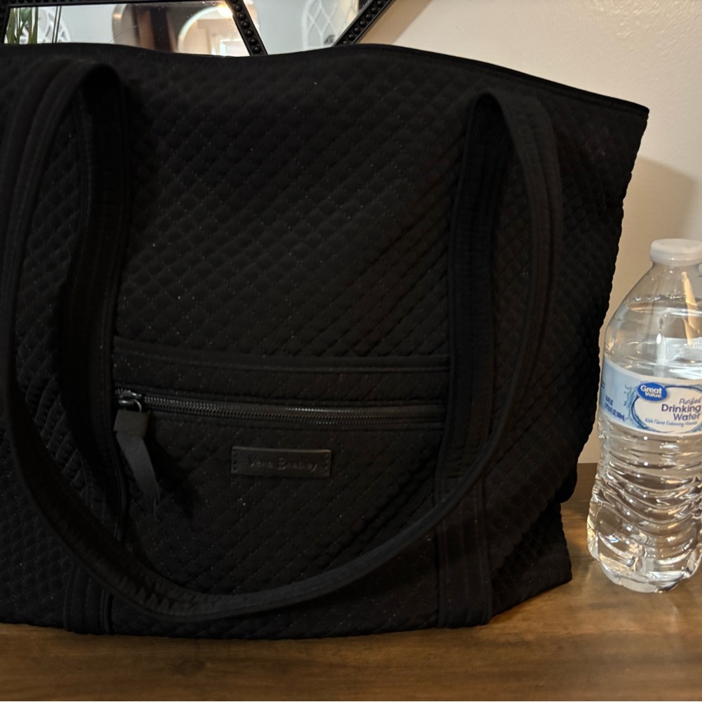 Big Vera Bradley Black Quilted Tote Bag lots of pockets